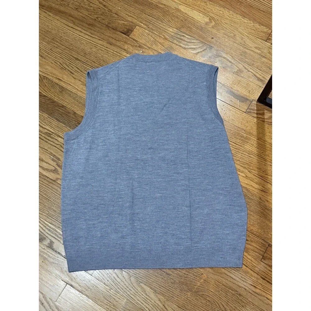 Hart Schaffner Marx Men Fine Merino Wool Gray V-Neck Vest Sz XL